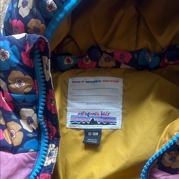 Patagonia Pink Floral Jacket with Yellow Lining - Picture 2 of 4